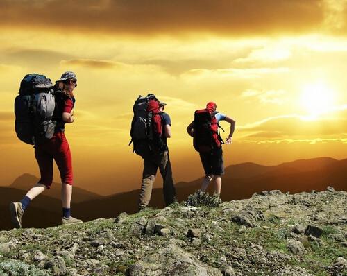 登山如何保护膝盖 登山杖保护膝盖