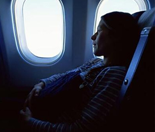 孕妇可以坐飞机吗 孕妇可以坐飞机吗前三个月