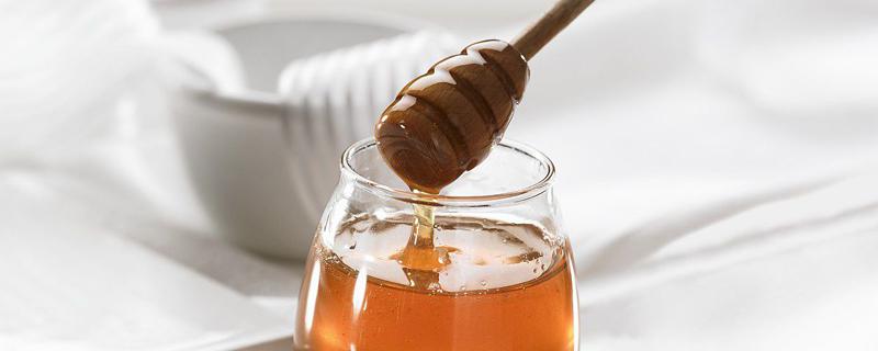 蜂蜜泡大蒜半年能吃了吗 蜂蜜泡大蒜能保存多久