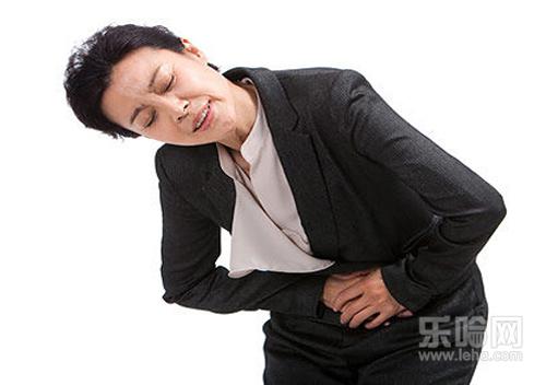 胃溃疡穿孔有什么症状（胃溃疡并发穿孔的症状及体征）