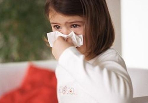 感冒鼻塞耳朵痛怎么回事啊 感冒鼻塞耳朵疼是怎么回事