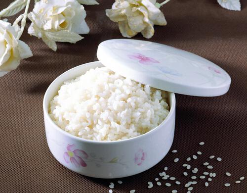 让米饭好吃100倍的绝招，一定要看！ 让米饭更好吃的小诀窍