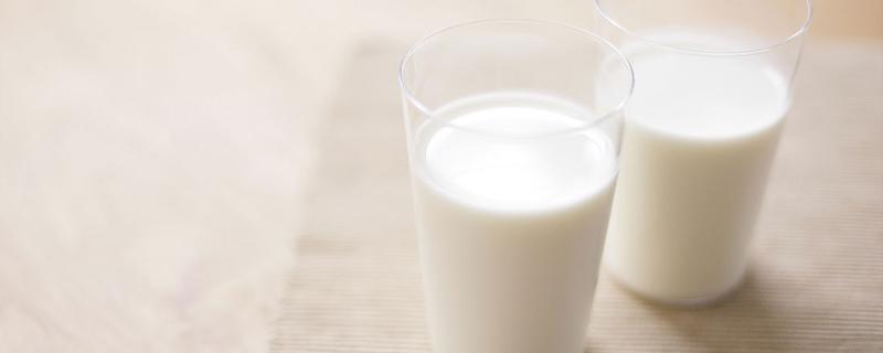 牛奶什么时候喝最好 牛奶什么时候喝最好早上还是晚上