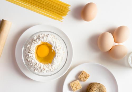 减肥可以吃鸡蛋黄吗 减肥可以吃鸡蛋黄吗?