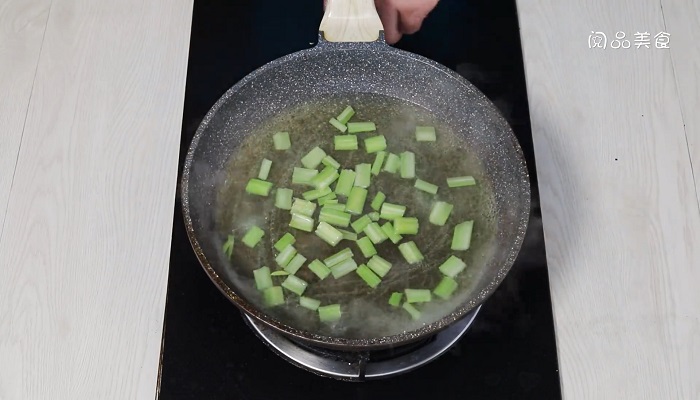 花生拌芹菜怎么做 花生拌芹菜咋做