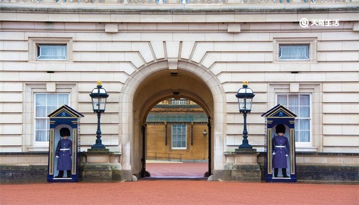 英国首相和女王的区别 英国首相和女王的区别是什么