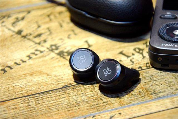 B&O Beoplay E8使用说明