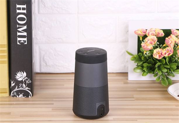 SoundLink Revolve蓝牙音响怎么连接3.5mm立体声线缆