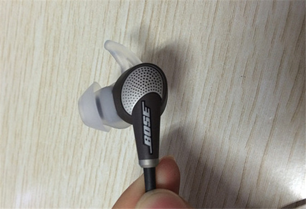 bose qc20真假辨别方法