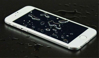 手机进水了怎么办 分享手机进水后内屏有水雾的正确处理方法