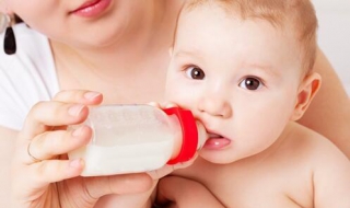小孩为什么吐奶 宝宝吐奶的4种原因