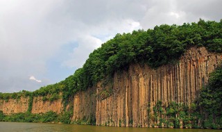 丹东旅游攻略景点必去 丹东旅游攻略景点必去有哪些