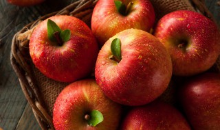 吃苹果的时候不要啃苹果核这是因为苹果核含有少量的 为什么不要啃苹果核