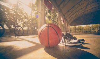 篮球基本训练方法教程 篮球基本功怎么练习