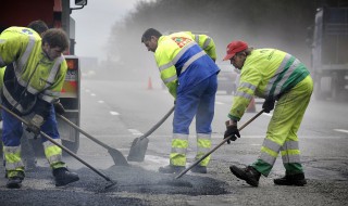 水泥路面修补砂浆的方法 水泥路面修补料施工方法