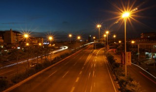 新手拍夜景的技巧（拍夜景小技巧）