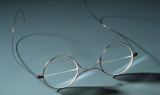 最早是谁发明眼镜的（眼镜是哪一年发明的）