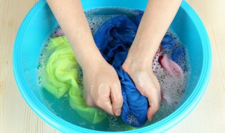 漂白水怎么用来正确洗衣 漂白水怎么使用洗衣服
