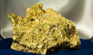 黄金矿是哪些矿物质组成的（黄金矿的主要成分）