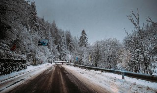 南方人第一次看雪的搞笑心情句子 南方人第一次看到下雪的说说