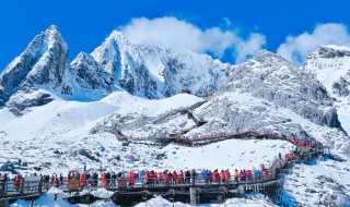 玉龙雪山的海拔是多少米 玉龙雪山的海拔是多少米之间