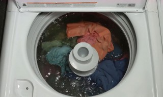 洗衣机洗衣服绞在一起处理方法 洗衣机混合洗甩干吗