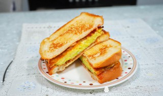 用鸡蛋吐司做早餐怎么做（用鸡蛋吐司做早餐怎么做好吃）