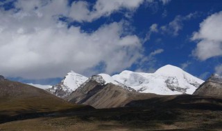 唐古拉山海拔多少米（唐古拉山海拔多少米高）