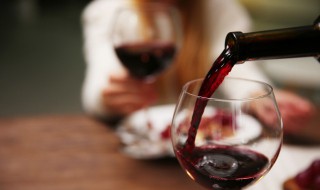 红酒常温下能保存多久 打开的红酒在常温下可以保存多久