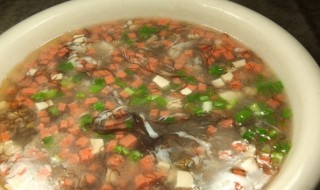 鱼肉苡仁发菜汤
