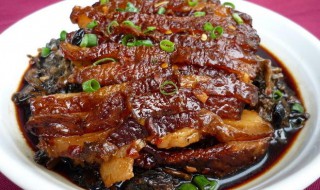 肥肉怎么做梅菜扣肉 肥肉怎么做梅菜扣肉好吃