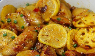怎么做美味又简单的柠檬干锅鸡翅 干锅柠檬鸭图片