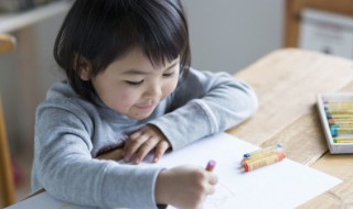 水彩笔和马克笔的区别是什么 水彩笔和马克笔的区别是什么呢