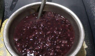 紫薯黑米汁的功效 紫薯黑米汁的功效与禁忌