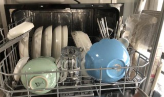 洗碗机是用什么洗碗的 洗碗机用什么洗涤用品