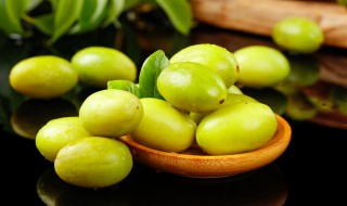 橄榄油去皱纹正确步骤 橄榄油的最佳食用方法
