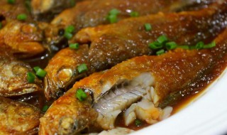 小黄鱼怎么做好吃又简单家常的（小黄鱼怎么做好吃又简单家常的水煮豆腐怎么做?）