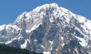 阿尔卑斯山脉的最高峰（阿尔卑斯山脉的最高峰勃朗峰海拔多少米）