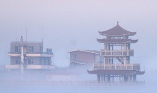 海市蜃楼造句（语无伦次海市蜃楼造句）