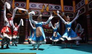 历史悠久的土族舞蹈安昭舞是怎样的（历史悠久的土族舞蹈安昭舞是怎样的特点）