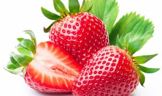怎么做草莓糖葫芦（怎么做草莓糖葫芦不粘牙）