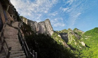 奇险天下第一山是什么山（天下第一奇险山是哪座山）