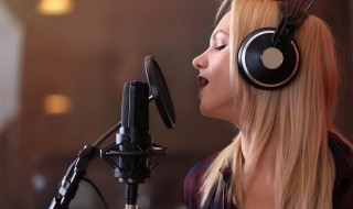 如何练气息把歌唱好 唱歌每天必练基本功