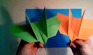 纸飞机的折法（纸飞机的折法简单）