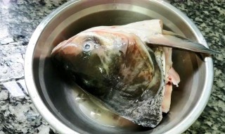 胖头鱼头怎么做好吃 胖头鱼头怎么做好吃又简单
