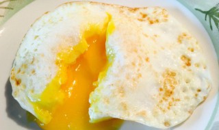 荷包蛋盖饭怎么做 荷包蛋盖饭做法