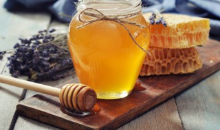 蜂蜜的副作用（蜂蜜的副作用与禁忌）