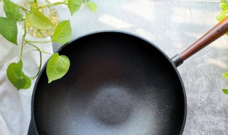 家用旧锅开锅的方法（旧锅怎么开锅可以达到不粘锅的效果）