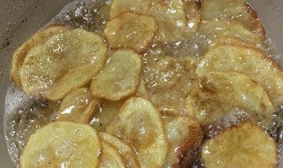 如何制作好吃薄脆的炸薯片 在家怎么做炸薯片脆
