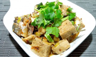 冻豆腐怎么做好吃 冻豆腐是怎么做出来的